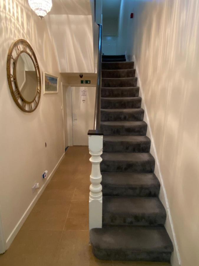 Olive Guest house 3*